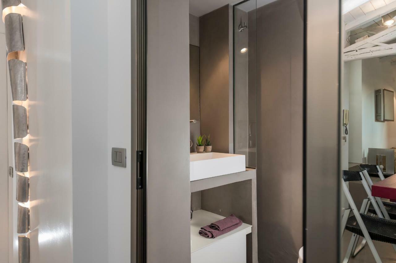 Two Bedrooms Apartment With Solarium With View On San Peter Church And Sant'Angelo Castle Rome Exterior photo
